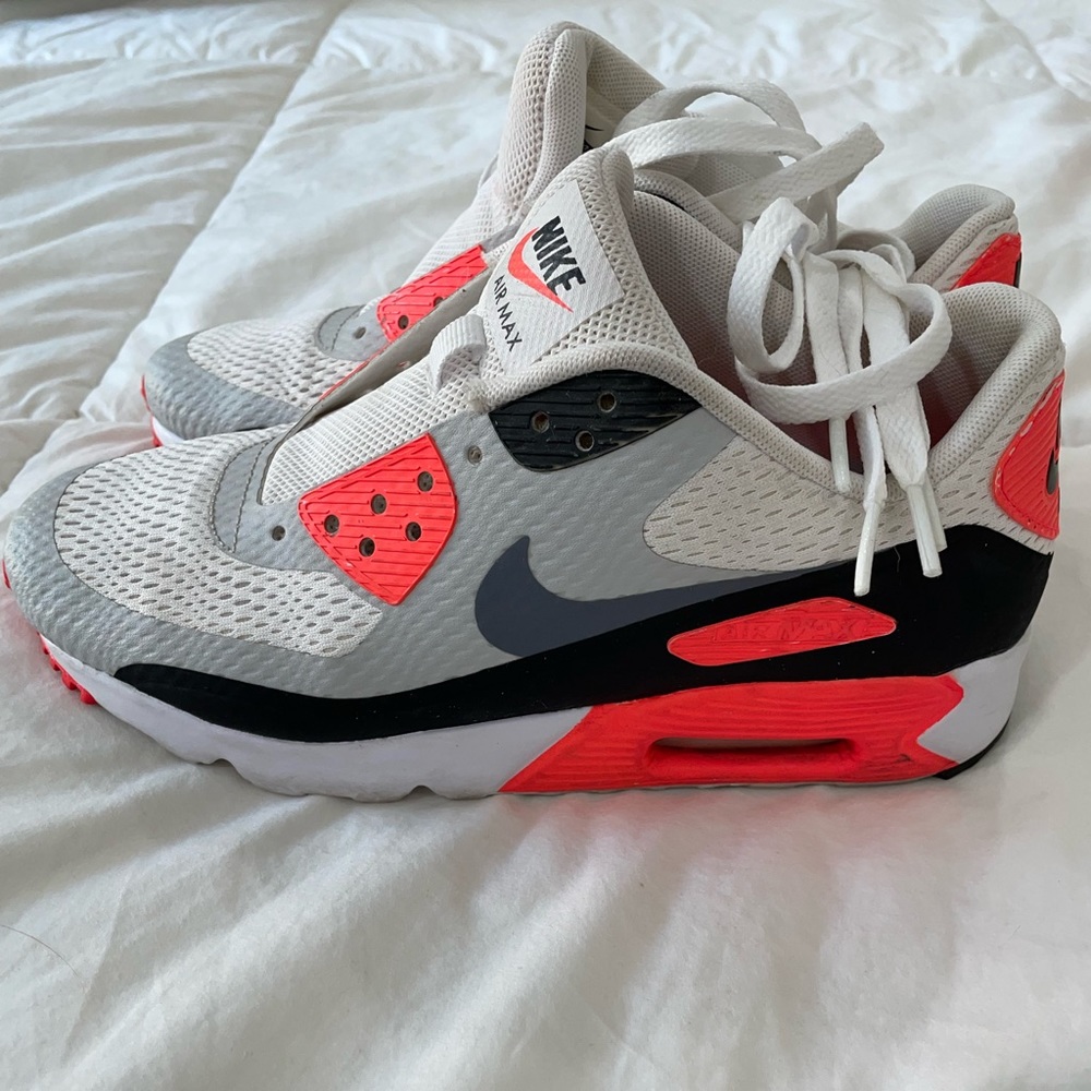 6.5 Unisex Nike Air Max